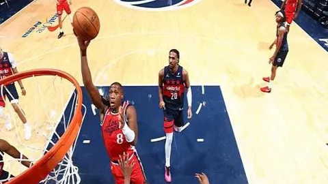 意德半场激战德国灌入三球，多纳鲁马狂捶草地，布冯旁观面色凝重！